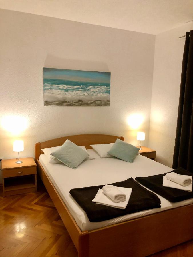 Hotel B&B Chamberlain Milna  Esterno foto