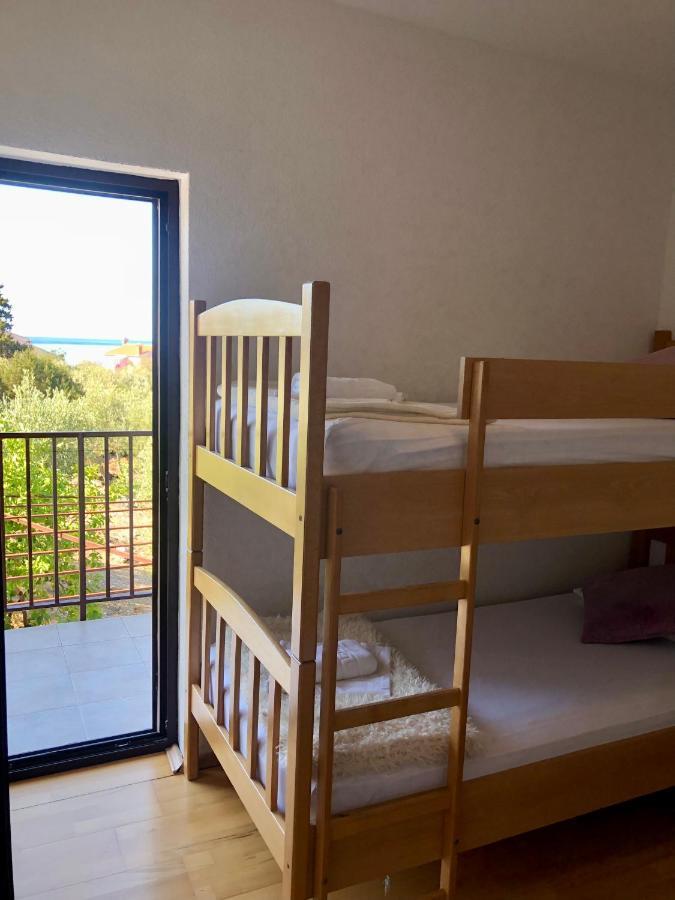 Hotel B&B Chamberlain Milna  Esterno foto